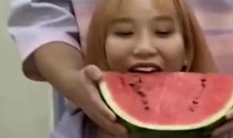 女生问吃我的瓜是什么瓜,一场甜蜜的误会