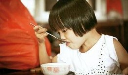 吃瓜女娃壁纸图片