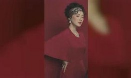 吃瓜小姐姐007,吃瓜小姐姐的神秘冒险之旅