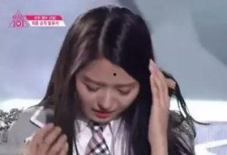 吃瓜鼻子变形,揭秘奇特现象背后的科学奥秘