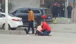 吃瓜群众收衣服,一场关于衣物的温馨日常