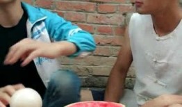 搞笑视频吃瓜解说