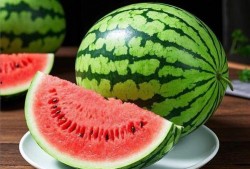 绿瓜条纹可以吃吗,能否安全食用揭秘